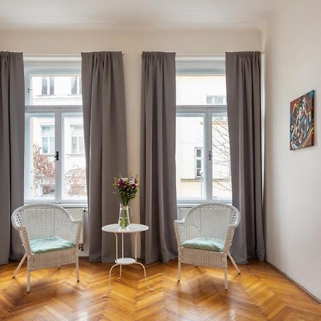 Welcoming Flat In Vinohrady By Prague Days Apartment Exterior foto