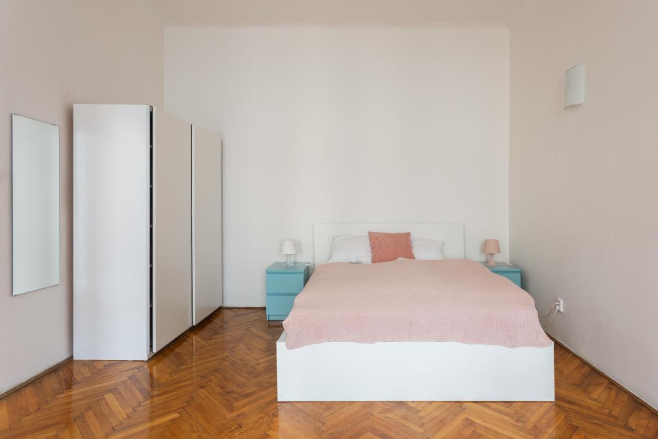 Welcoming Flat In Vinohrady By Prague Days Apartment Exterior foto